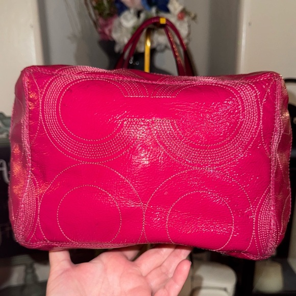 COACH 2009 Alex Op Art Patent Leather Pink / Silver Tote w large hangtag - EUC - Picture 8 of 15